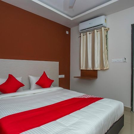 Hotel O Varcity Phi Premium Pavilion ,Above Hdfc Bank ,Near Anjaneya Temple Madiwala, Hosur Main R Bangalore Esterno foto