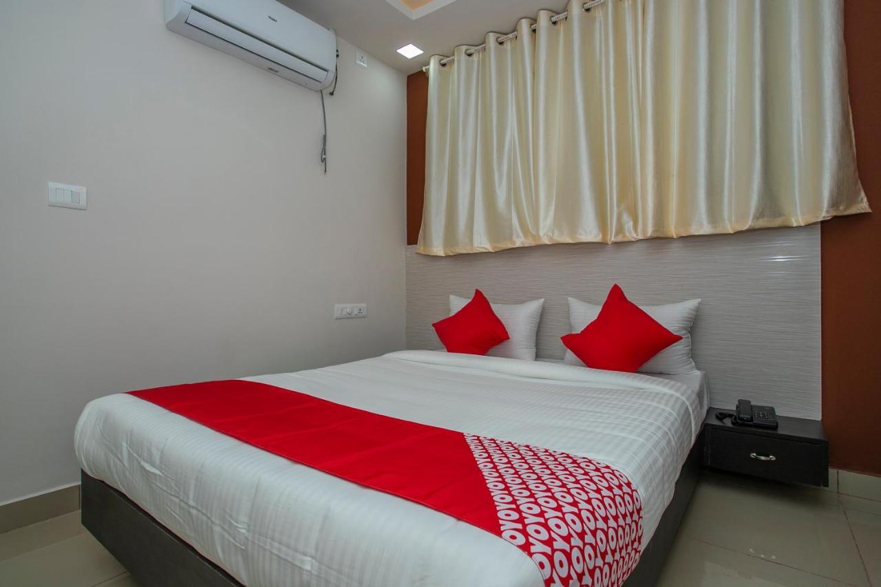 Hotel O Varcity Phi Premium Pavilion ,Above Hdfc Bank ,Near Anjaneya Temple Madiwala, Hosur Main R Bangalore Esterno foto