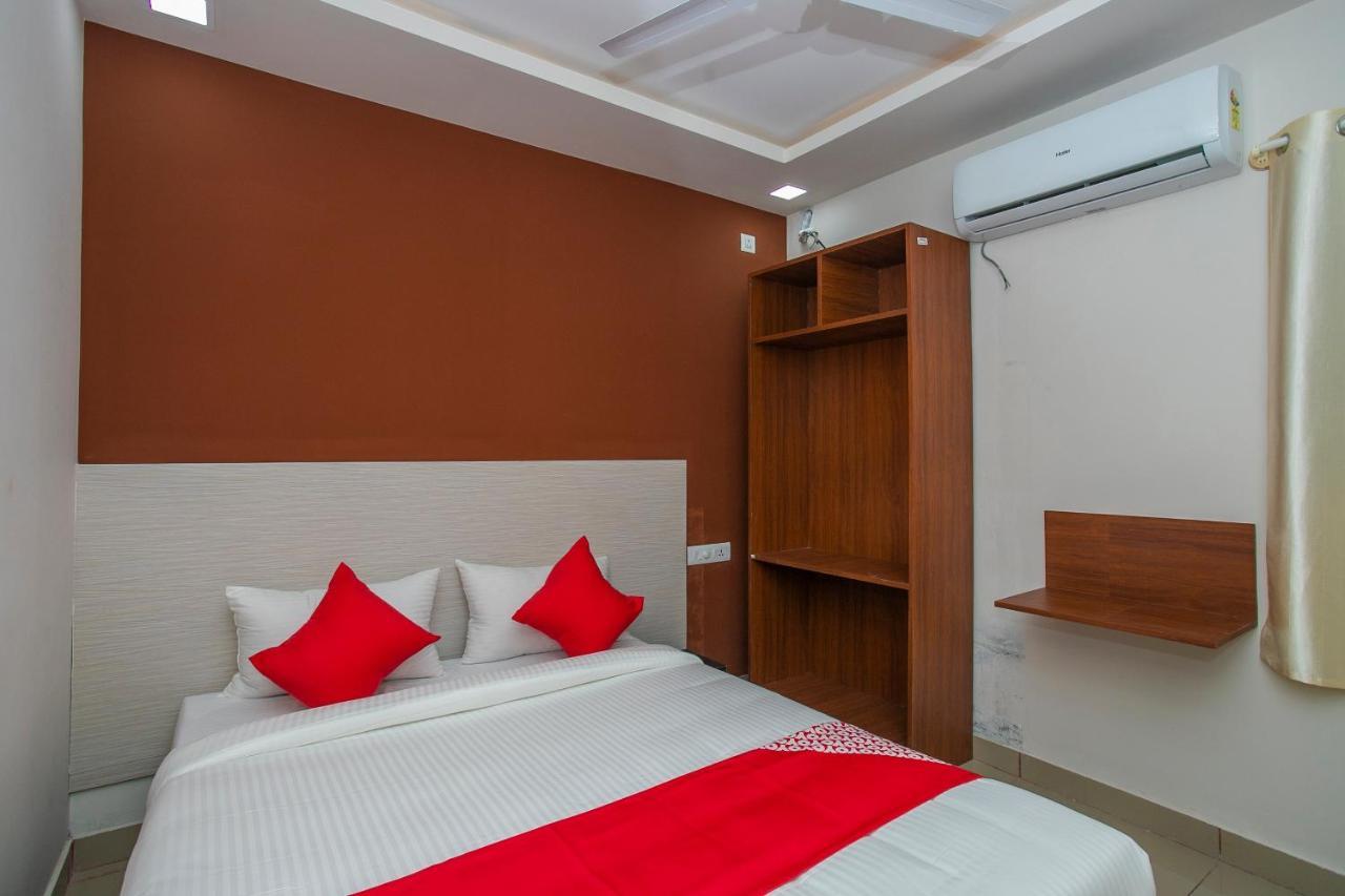 Hotel O Varcity Phi Premium Pavilion ,Above Hdfc Bank ,Near Anjaneya Temple Madiwala, Hosur Main R Bangalore Esterno foto