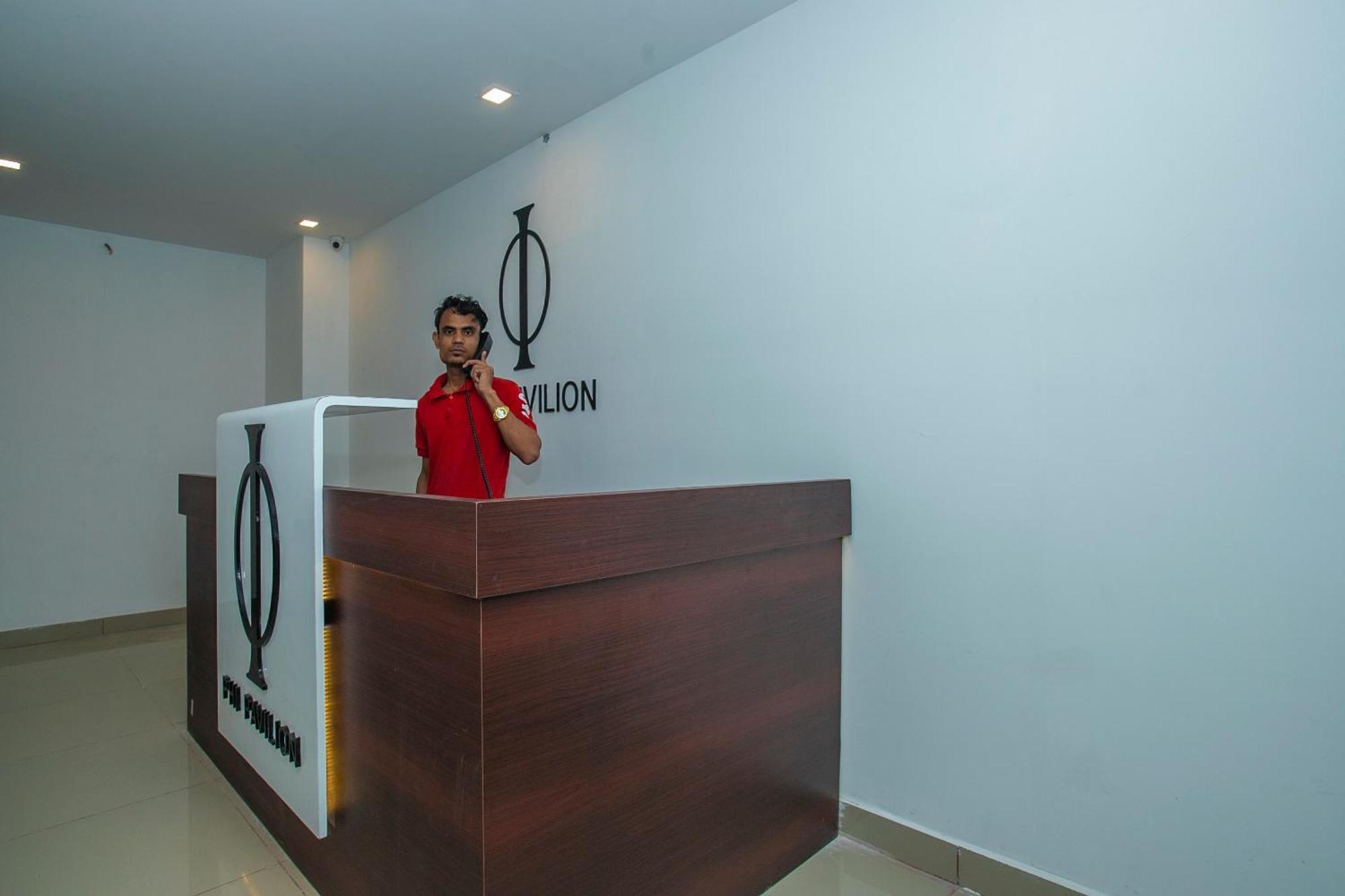 Hotel O Varcity Phi Premium Pavilion ,Above Hdfc Bank ,Near Anjaneya Temple Madiwala, Hosur Main R Bangalore Esterno foto